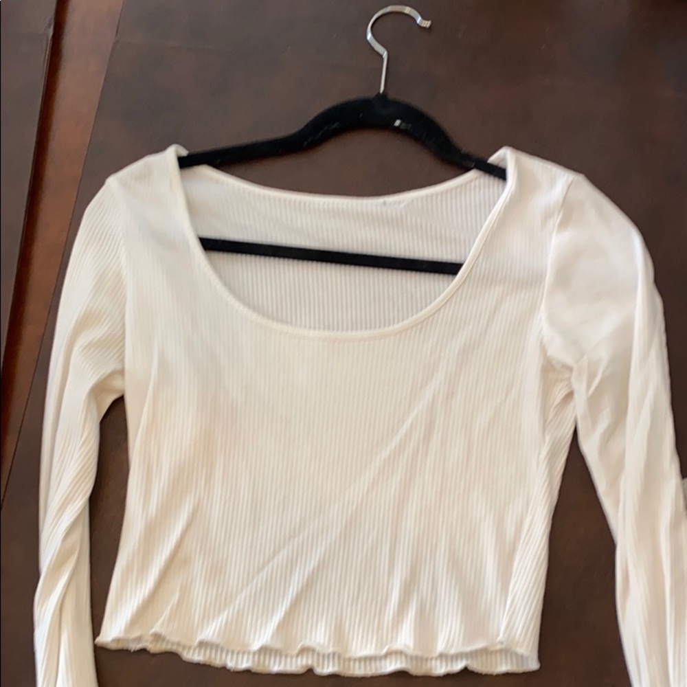 White Long sleeve crop top